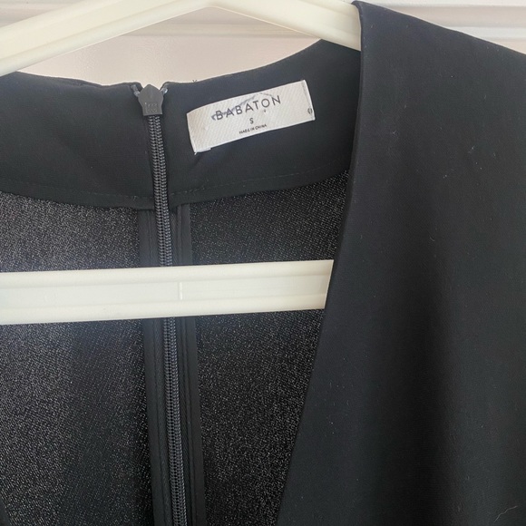 Aritzia Babaton Tadao Black Twist Front - Picture 5 of 6